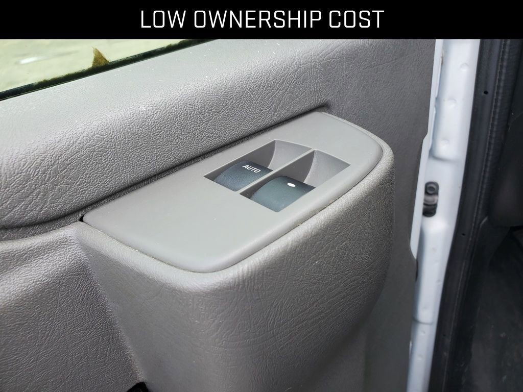 Used 2018 GMC Savana 2500 Work Van w/ Driver Convenience Package image 15