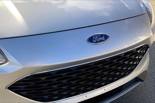 Certified 2020 Ford Escape SEL image 31