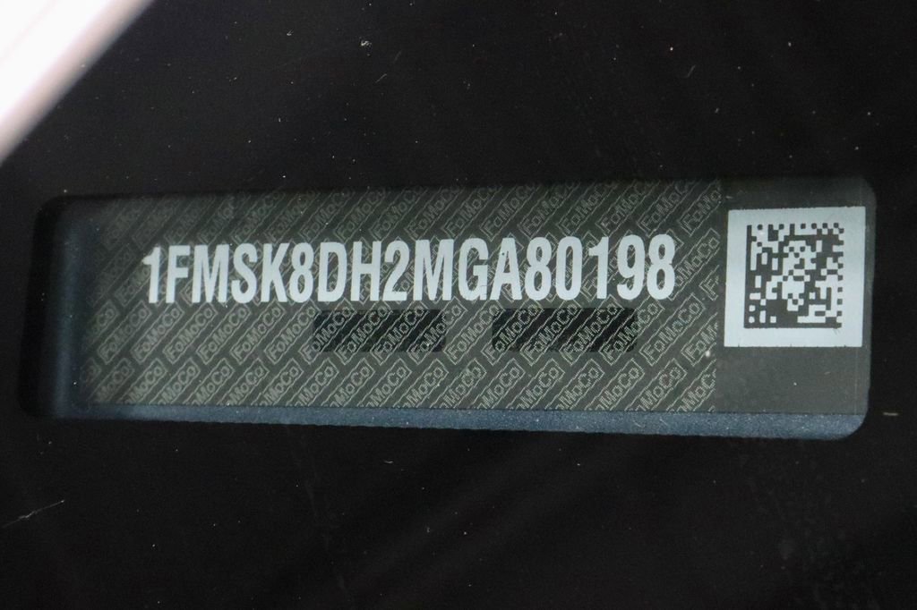 Certified 2021 Ford Explorer XLT w/ Equipment Group 202A image 34