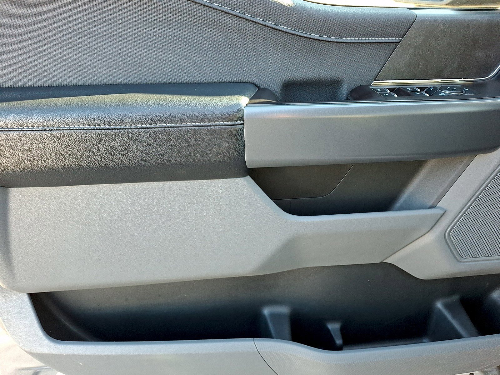 Certified 2024 Ford F150 XLT w/ Mobile Office Package image 11