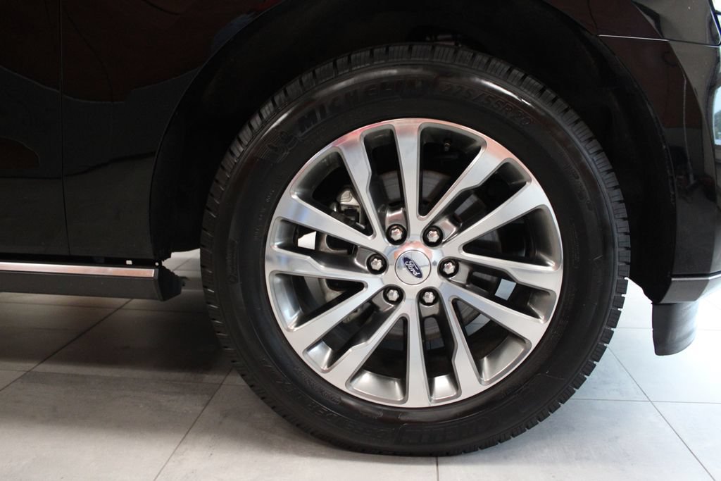 Certified 2018 Ford Expedition Max Limited w/ Equipment Group 301A AWD/4WD image 11