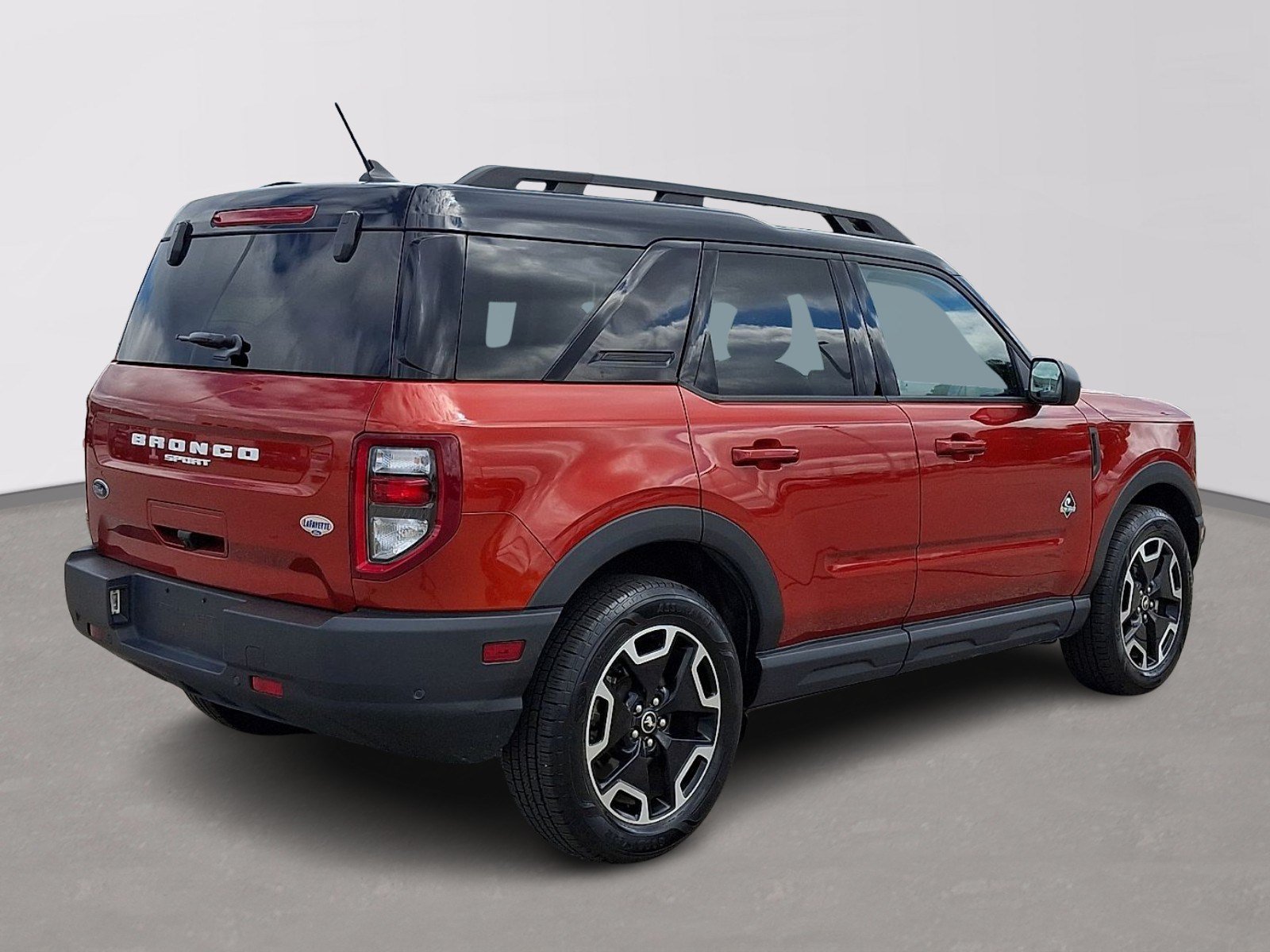 Certified 2024 Ford Bronco Sport Outer Banks w/ Tech Package AWD/4WD image 6