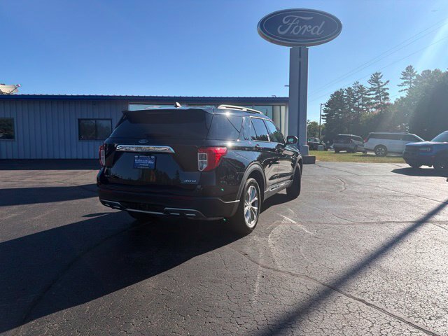 Certified 2023 Ford Explorer XLT w/ Equipment Group 202A AWD/4WD image 8