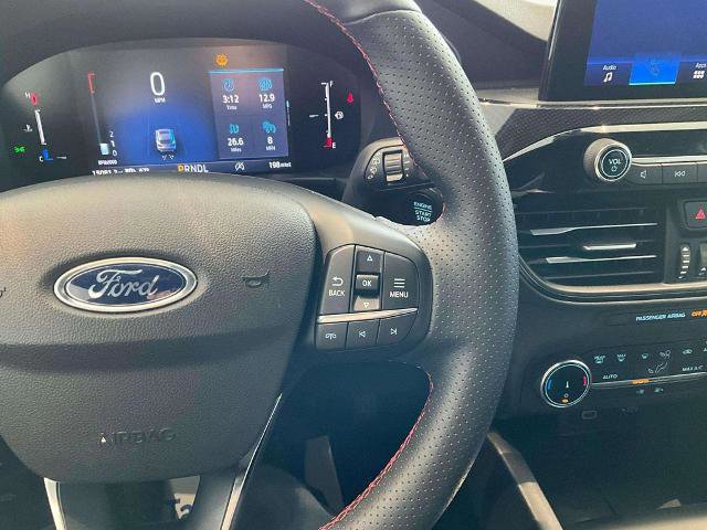 Certified 2025 Ford Escape ST-Line image 12