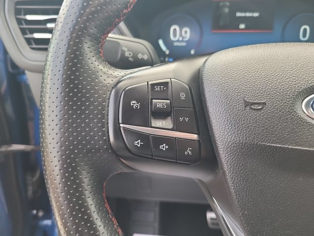 Certified 2023 Ford Escape ST-Line Elite AWD/4WD image 14