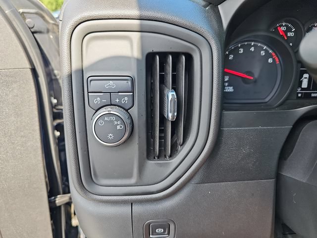 Used 2021 Chevrolet Silverado 1500 Custom RWD image 29