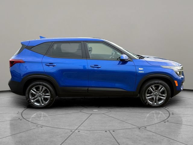 Used 2023 Kia Seltos LX AWD/4WD image 12