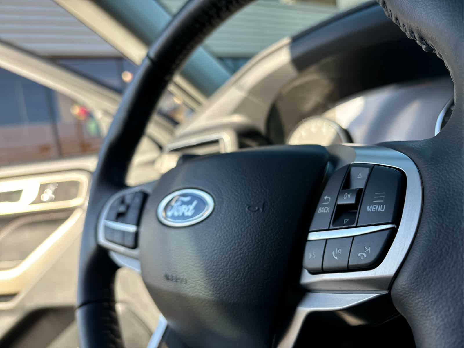 Certified 2022 Ford Explorer XLT w/ Equipment Group 202A image 18