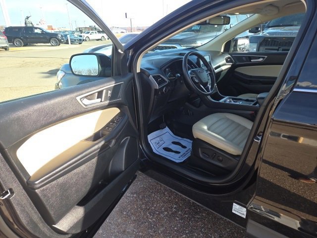 Certified 2024 Ford Edge SEL image 20