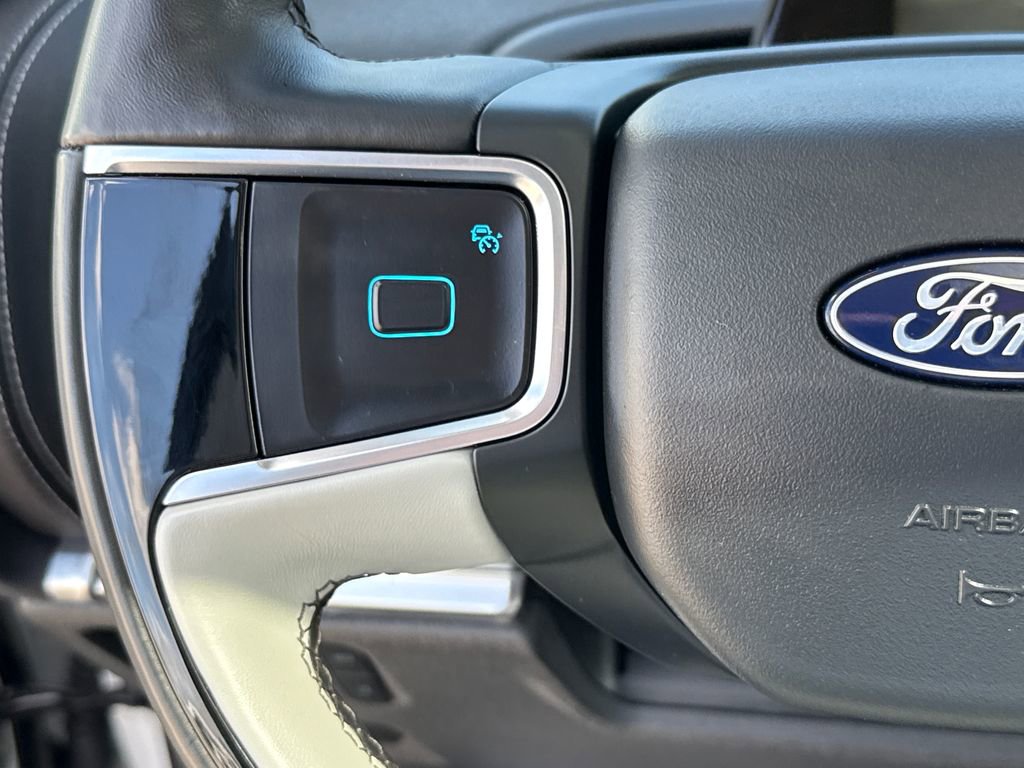 Certified 2025 Ford Expedition Max Platinum image 17