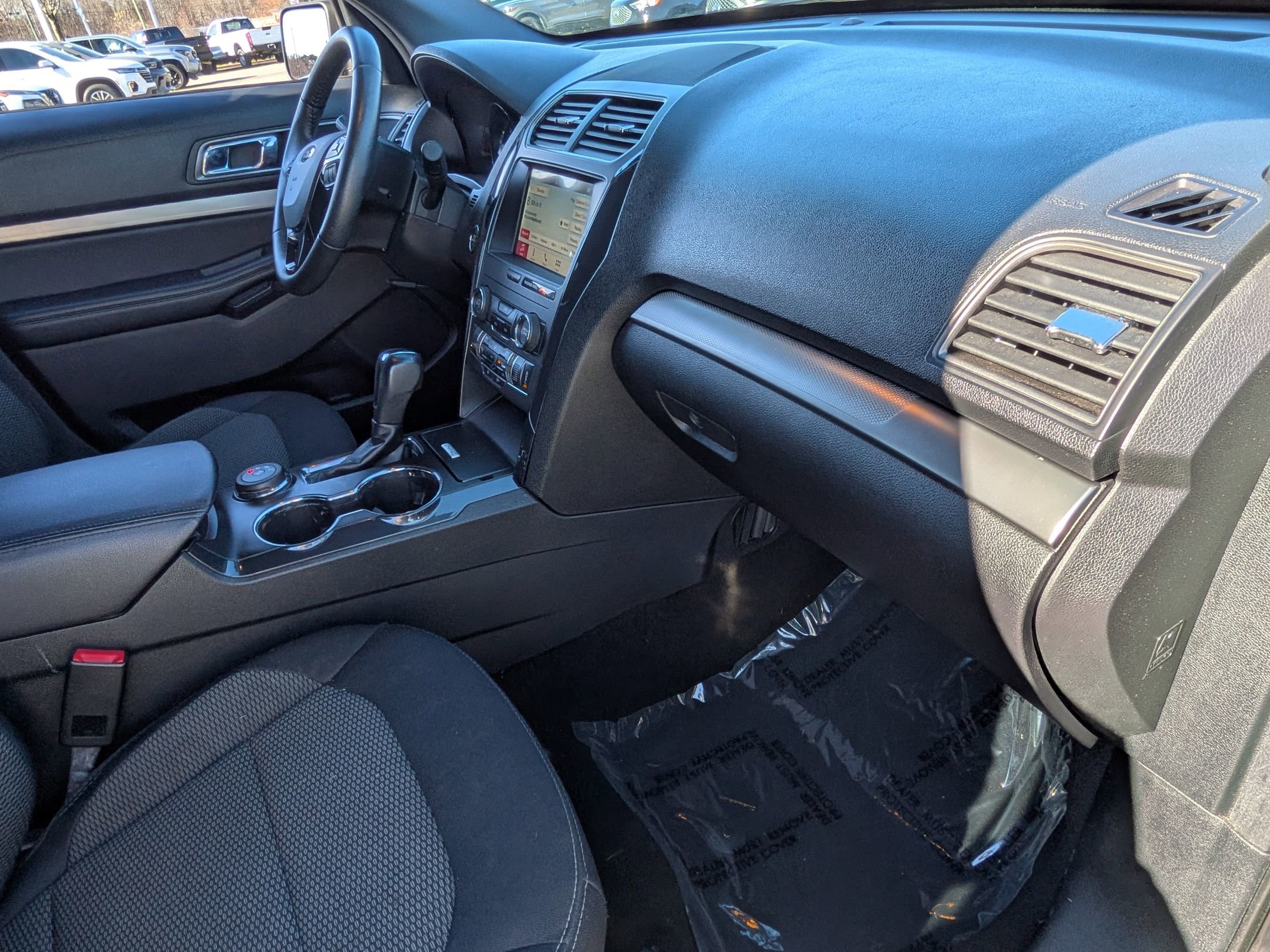 Certified 2019 Ford Explorer XLT w/ Equipment Group 201A image 35