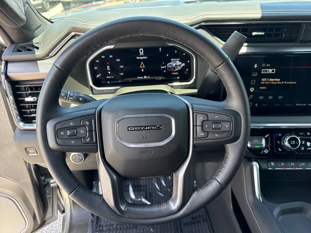 Used 2026 GMC Sierra 2500 Denali Ultimate AWD/4WD image 16