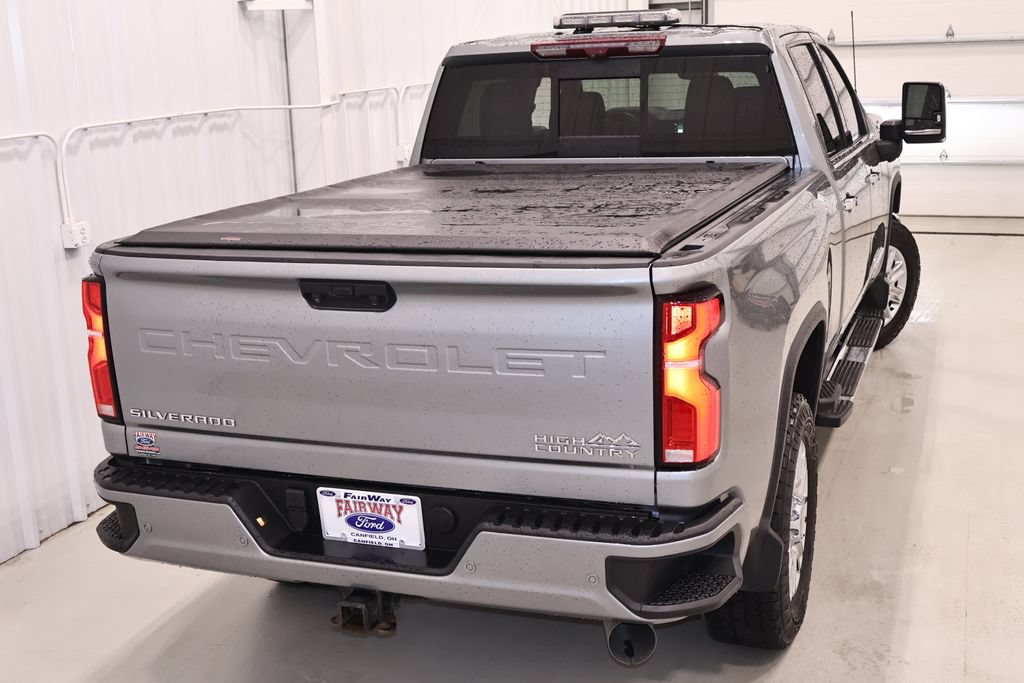 Used 2024 Chevrolet Silverado 3500 High Country w/ High Country Premium Package AWD/4WD image 52