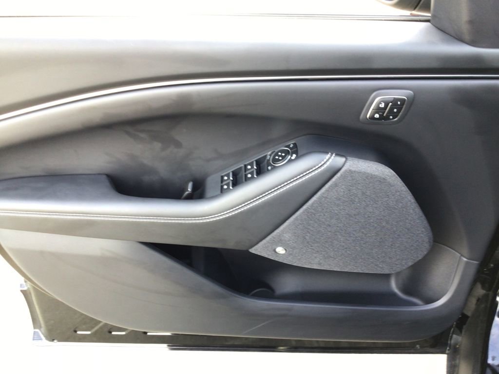 Certified 2025 Ford Mustang Mach-E Premium AWD/4WD image 16