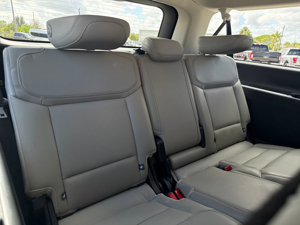 Certified 2025 Ford Expedition Max Active image 30