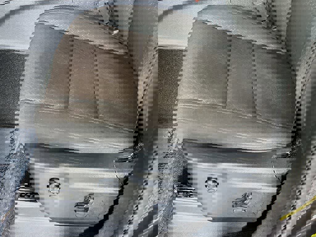 Used 2021 Jeep Grand Cherokee Laredo image 30