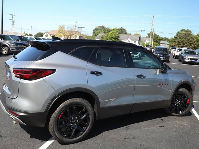 Used 2023 Chevrolet Blazer LT w/ Convenience Package FWD image 8