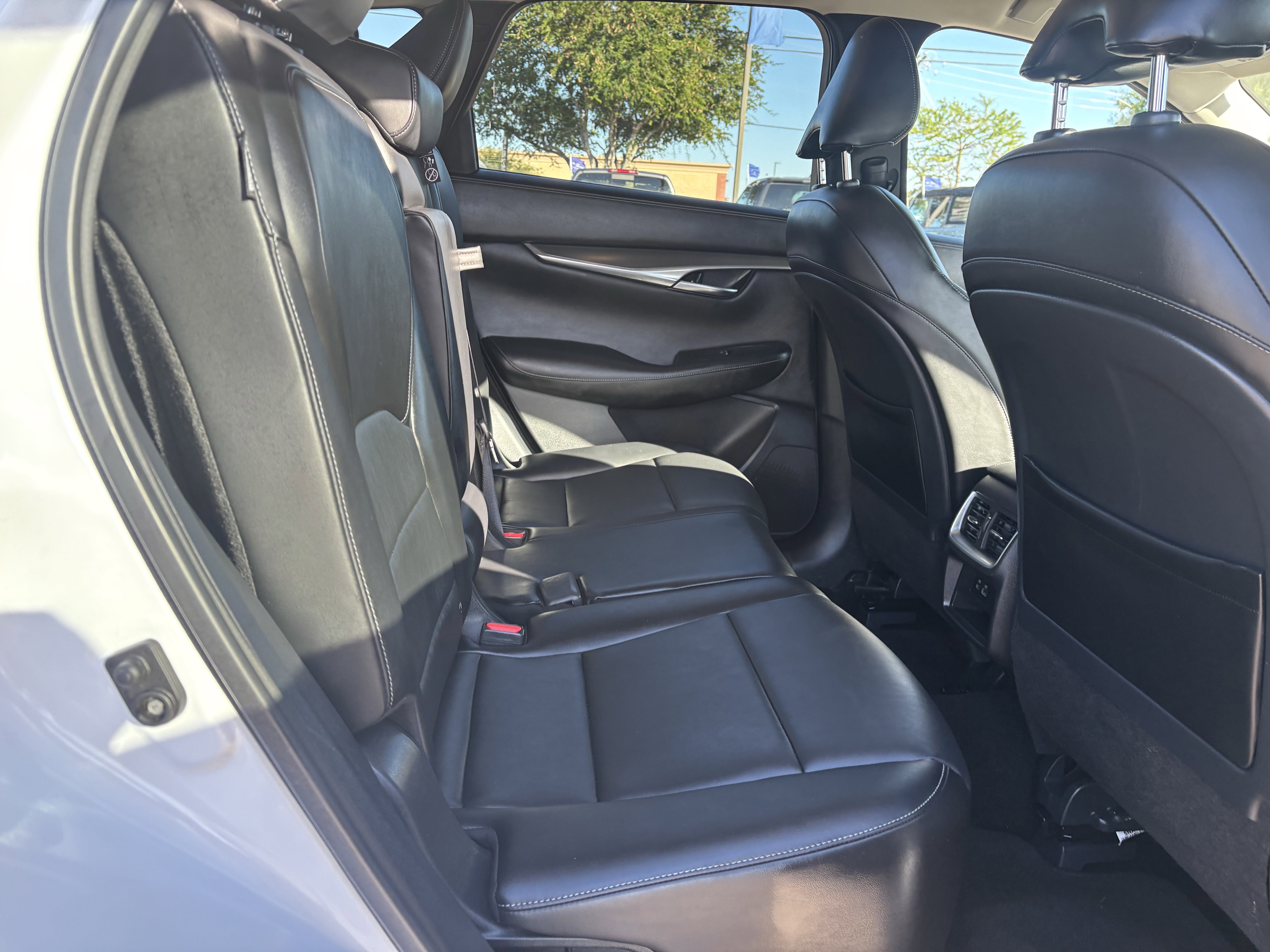 Used 2024 INFINITI QX50 Pure image 21