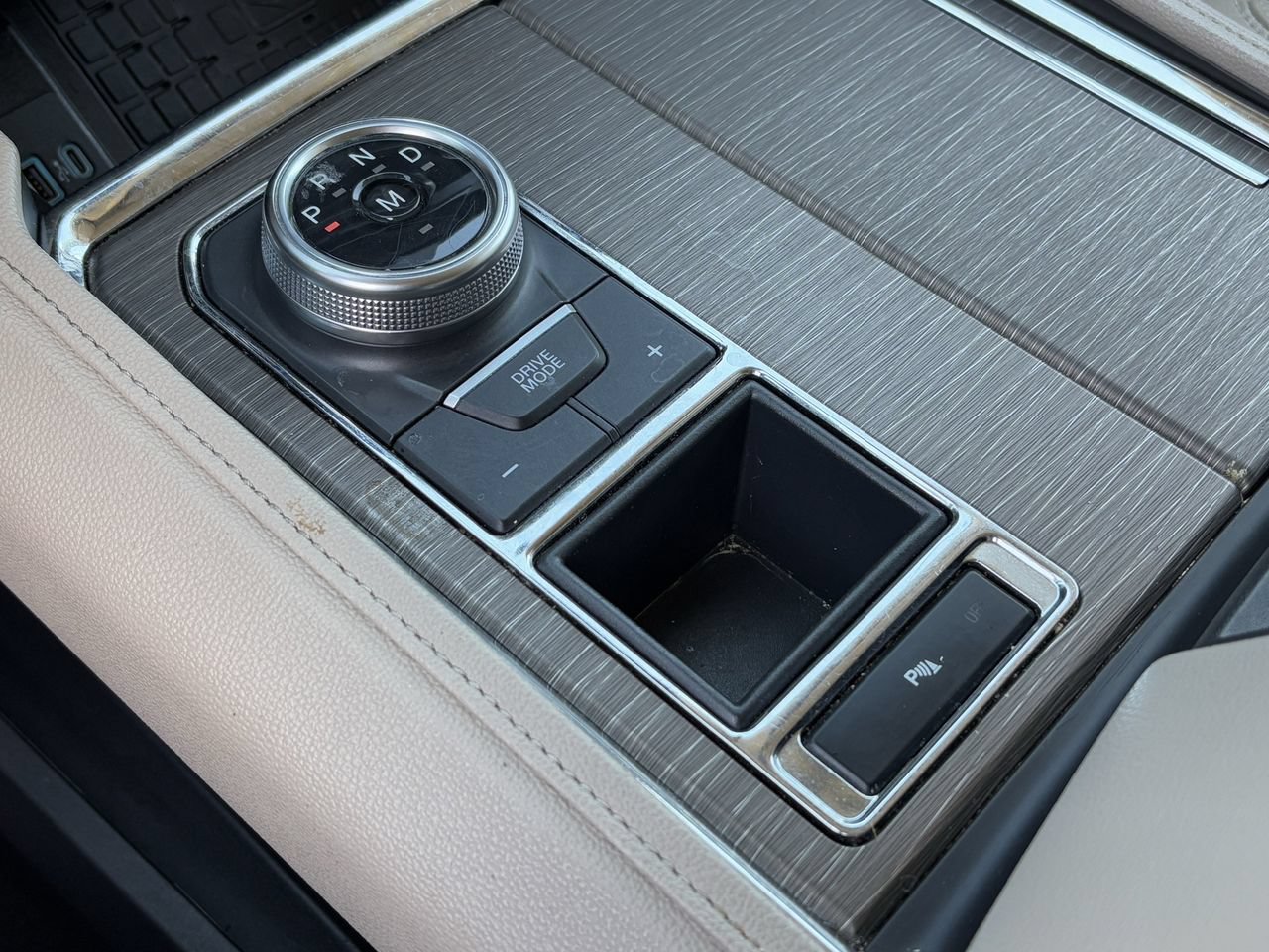 Certified 2024 Ford Expedition Limited RWD image 19