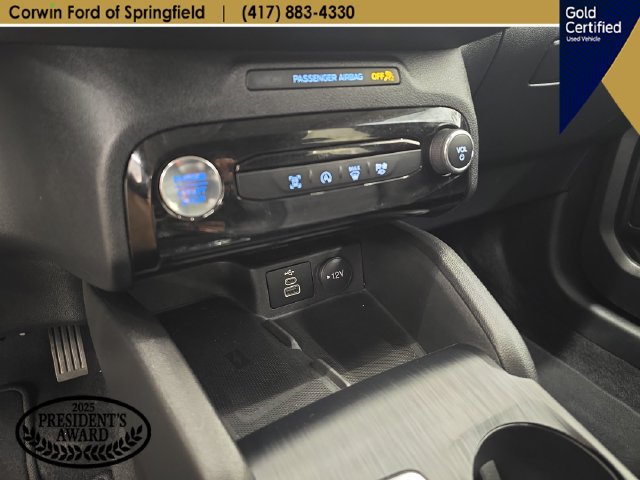 Certified 2025 Ford Escape Platinum AWD/4WD image 25