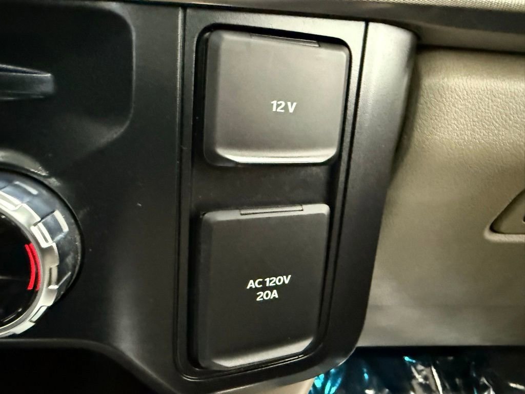 Certified 2025 Ford F450 Platinum w/ Platinum Plus Package image 41