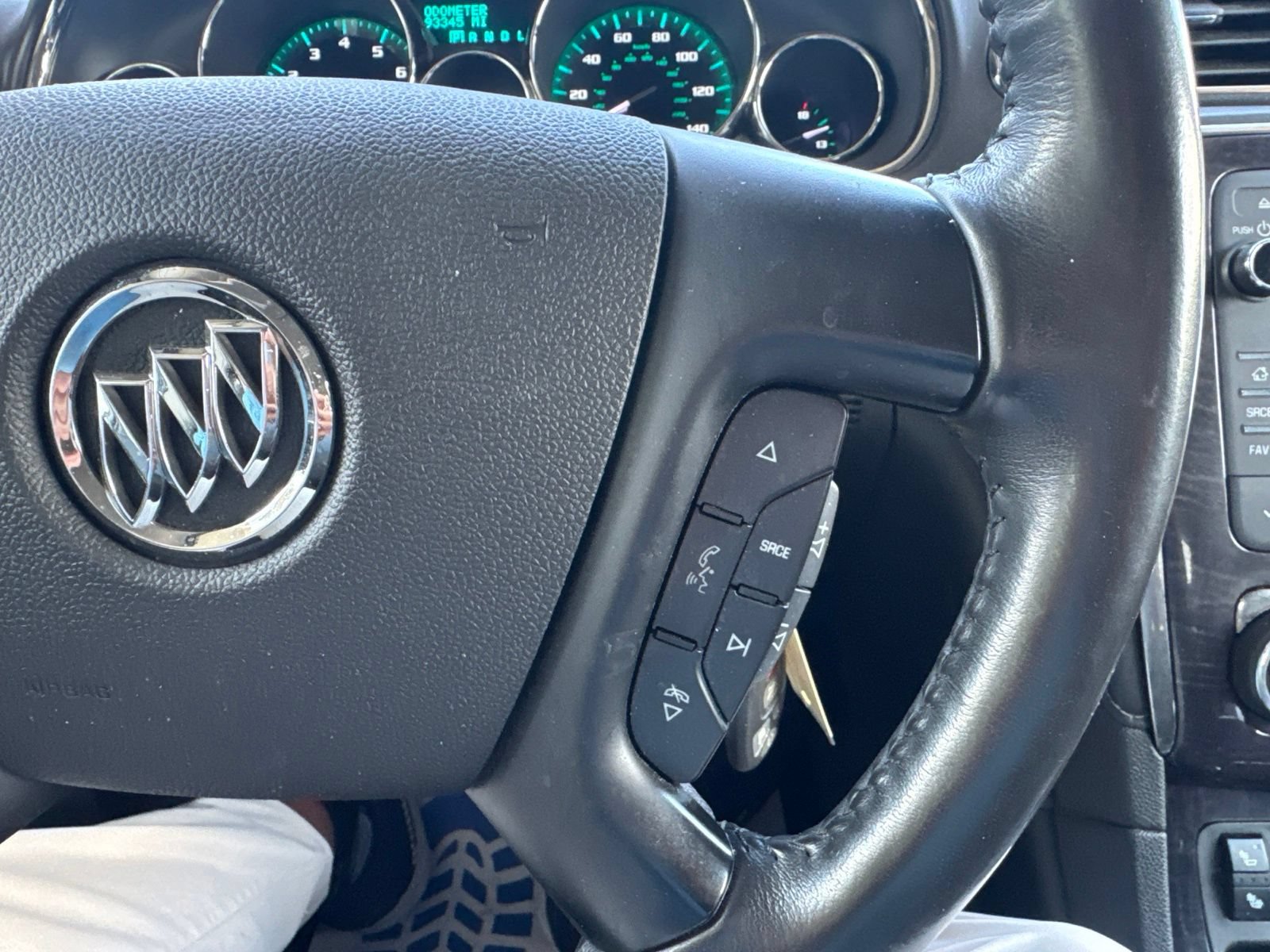 Used 2017 Buick Enclave Leather w/ Trailering Package AWD/4WD image 28