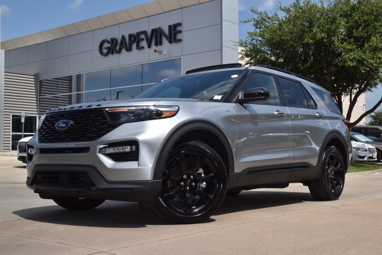 Certified 2024 Ford Explorer ST-Line w/ Class IV Trailer Tow Package AWD/4WD image 2