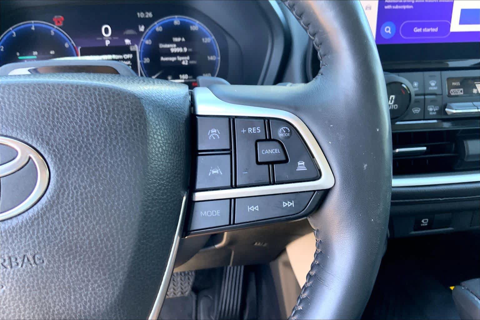 Used 2024 Toyota Grand Highlander AWD image 25