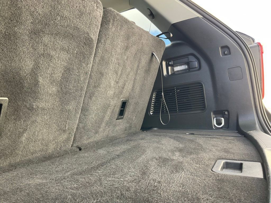 Certified 2024 Ford Explorer XLT w/ Equipment Group 202A image 14