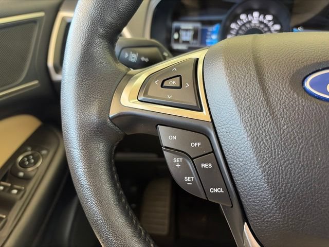 Certified 2023 Ford Edge SEL w/ Convenience Package AWD/4WD image 9