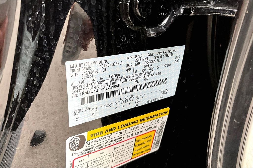 Certified 2025 Ford Expedition Active image 33