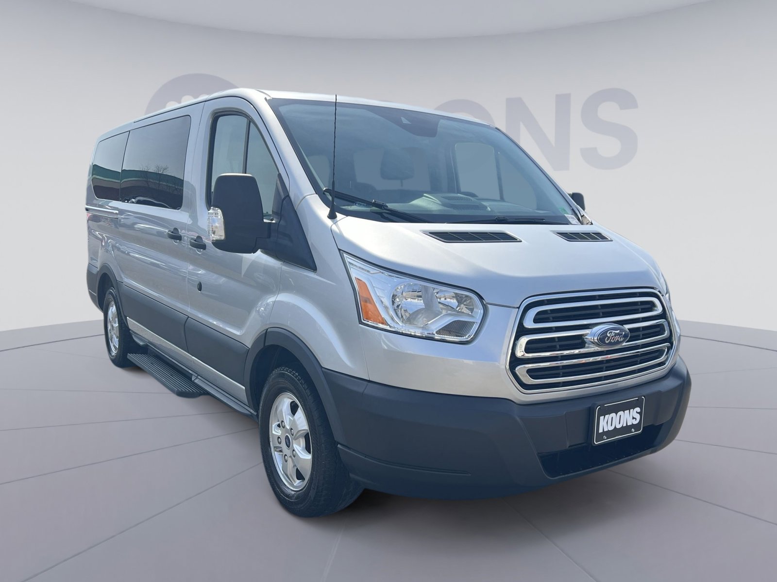 Certified 2018 Ford Transit 150 XLT image 10