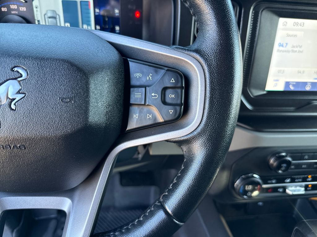 Certified 2023 Ford Bronco Badlands w/ Sasquatch Package image 16