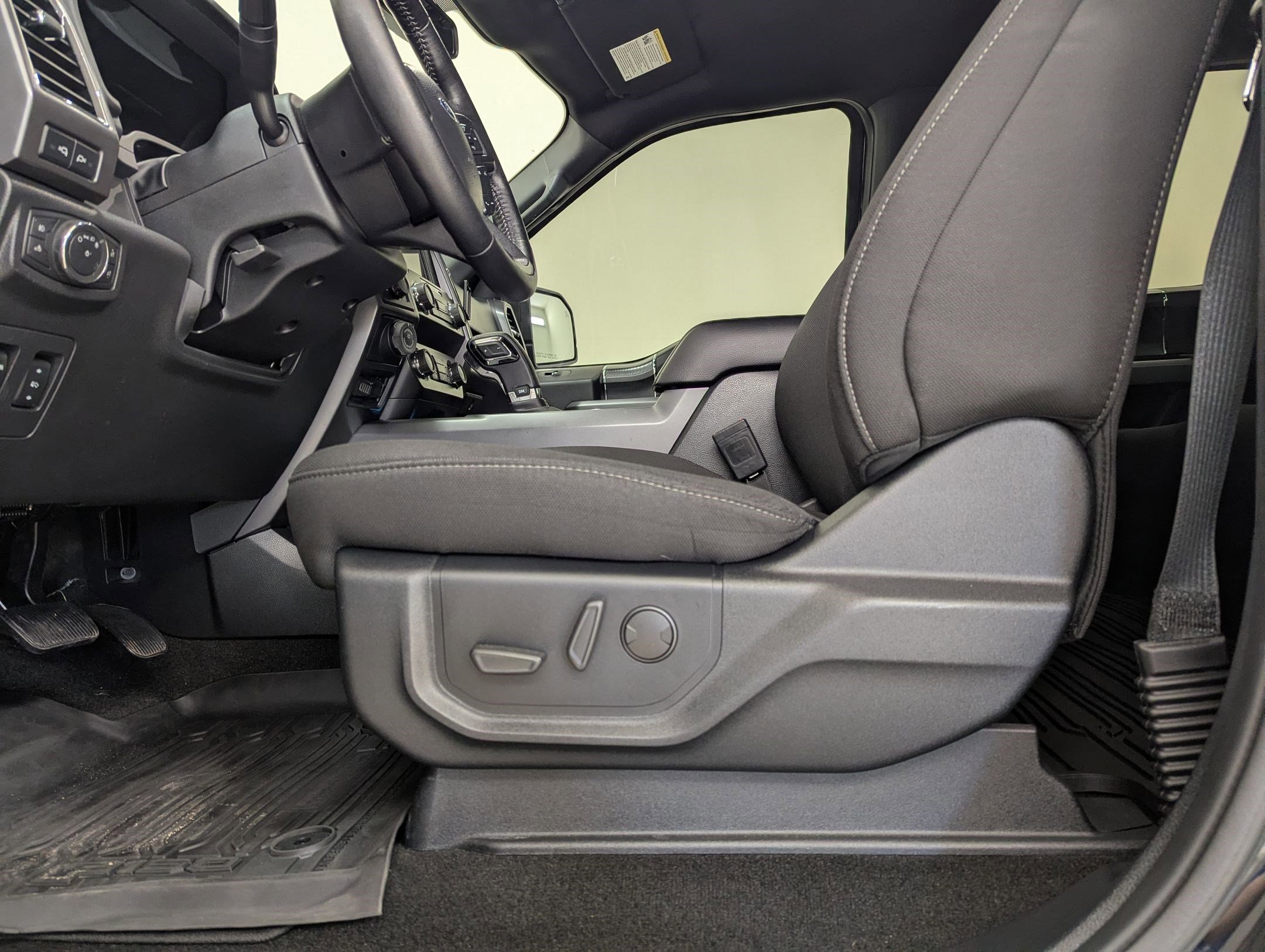 Certified 2020 Ford F150 XLT w/ Equipment Group 302A Luxury image 12