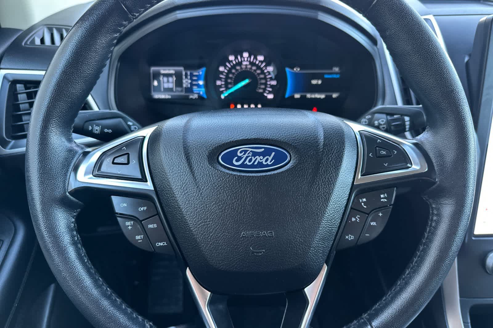 Certified 2024 Ford Edge SEL AWD/4WD image 23