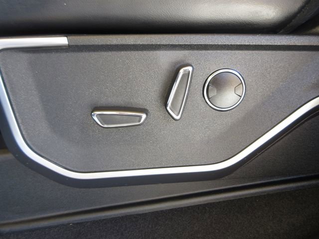 Certified 2023 Ford F150 Raptor w/ Raptor Carbon Fiber Package AWD/4WD image 12