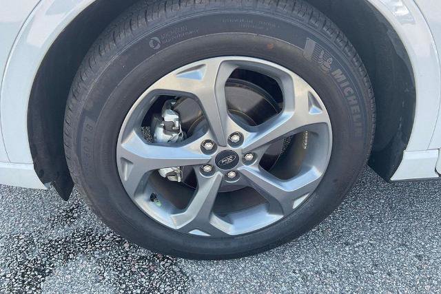 Certified 2023 Ford Escape ST-Line w/ Tech Pack #1 FWD image 9