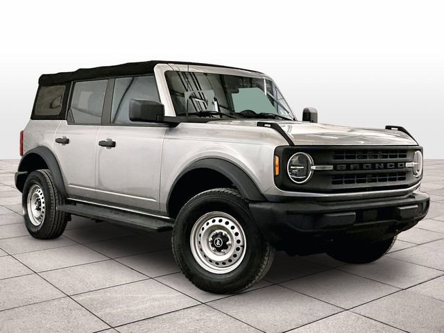 Certified 2023 Ford Bronco 4-Door AWD/4WD image 2