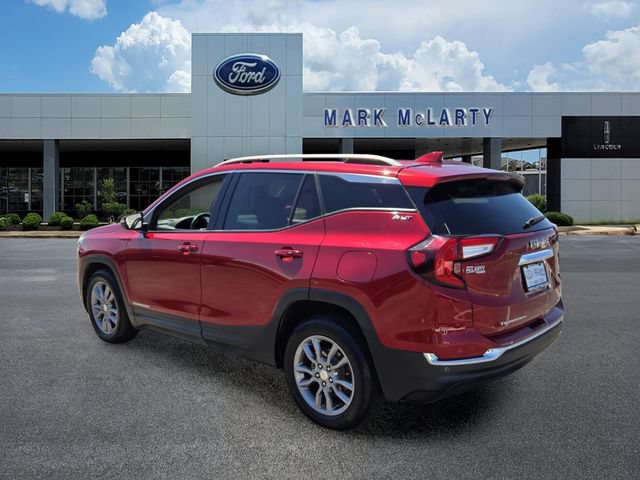 Used 2022 GMC Terrain SLT w/ LPO, Floor Liner Package AWD/4WD image 3