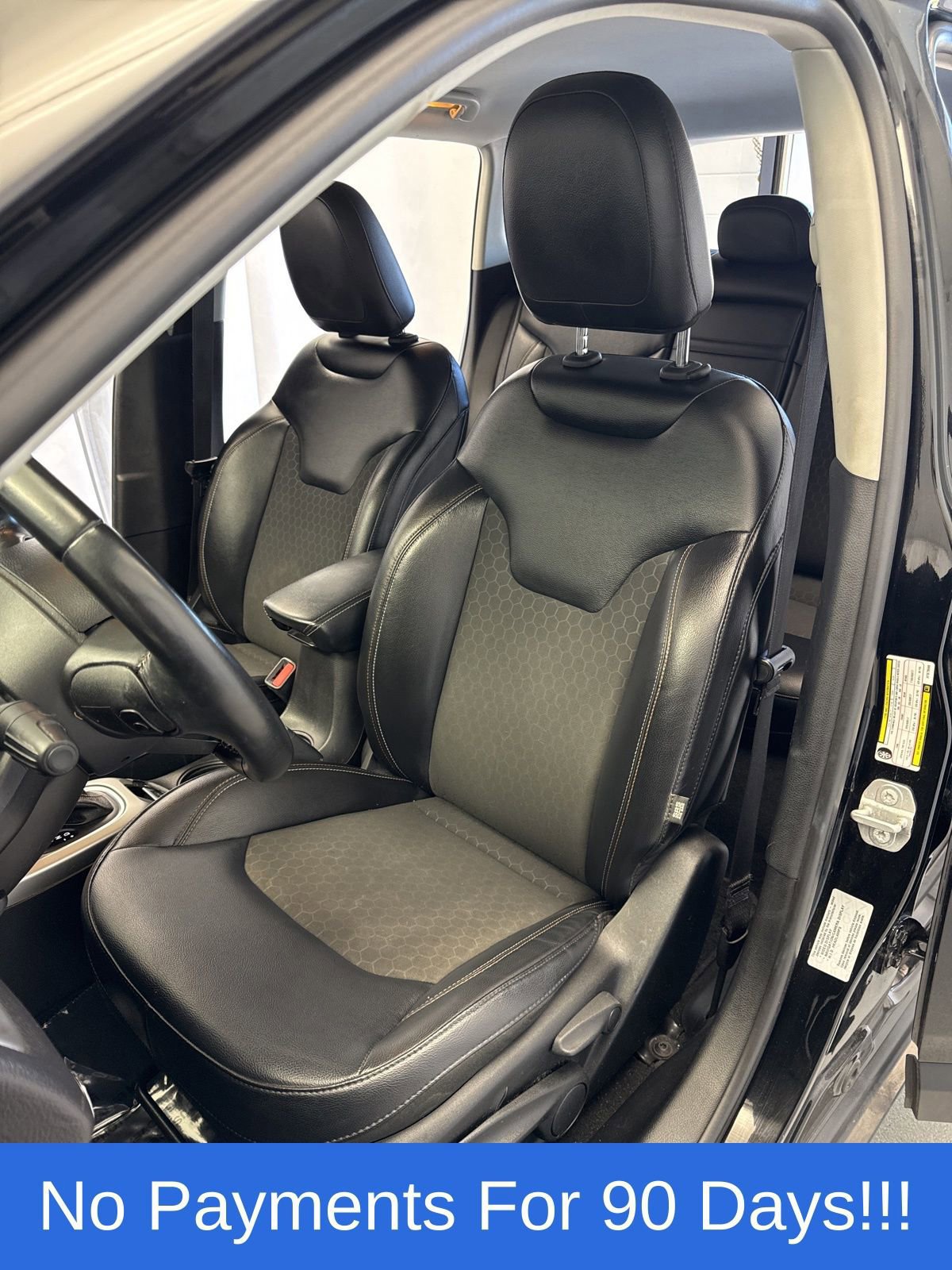 Used 2017 Jeep Compass Latitude image 10