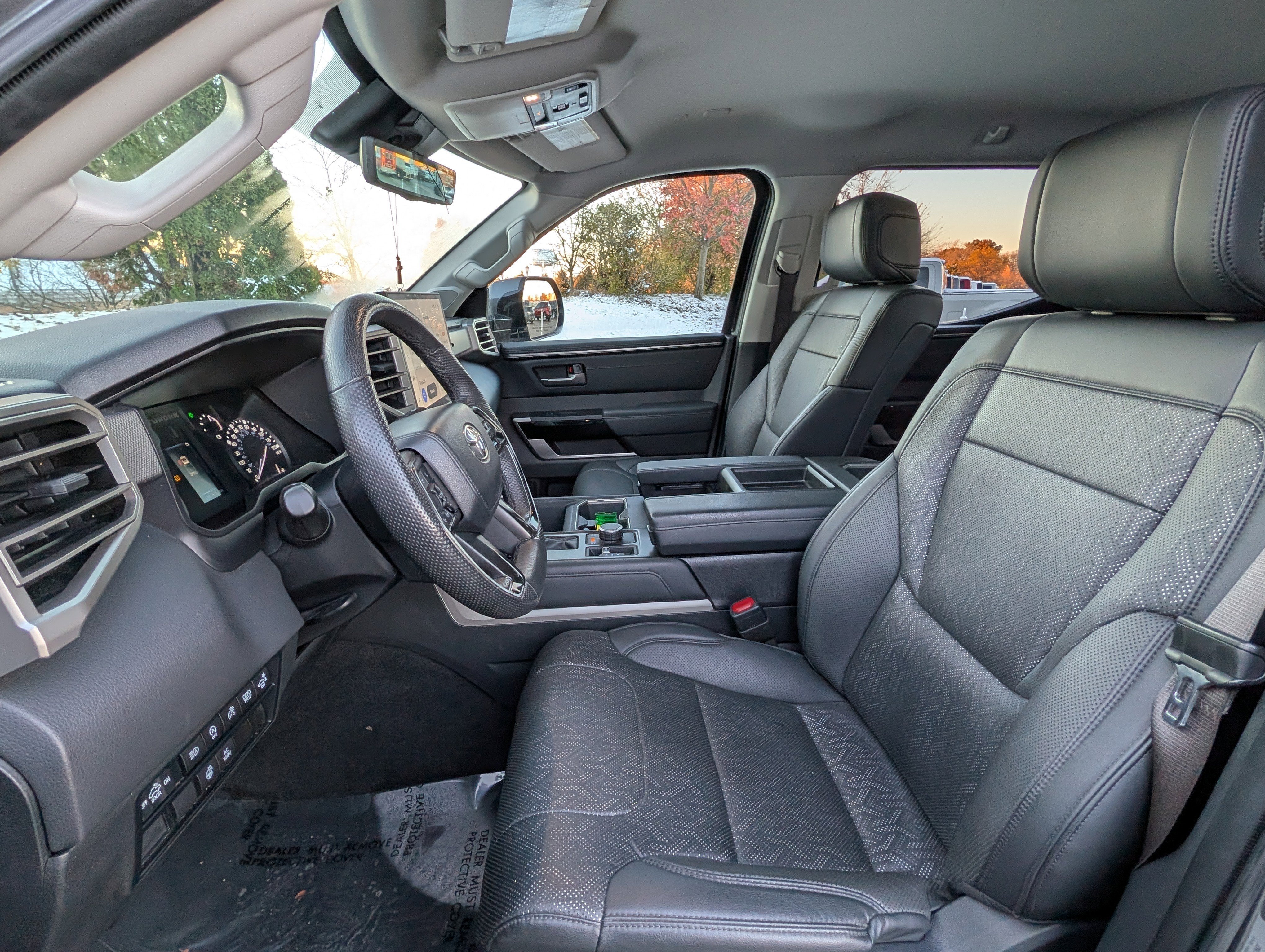 Used 2023 Toyota Tundra Limited image 11