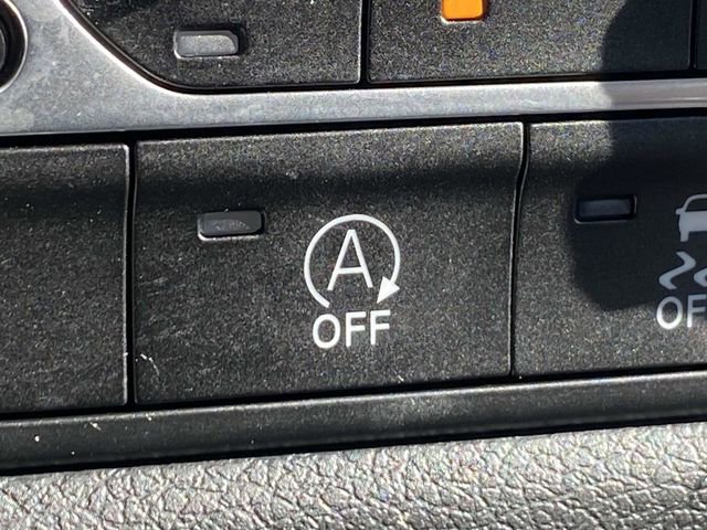 Used 2025 Jeep Wrangler Willys image 31