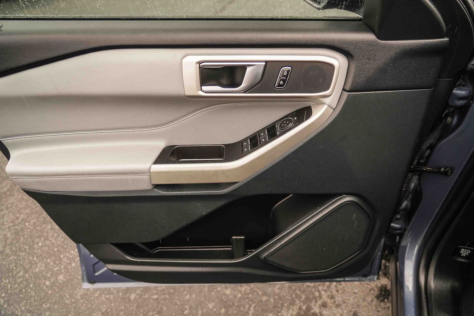 Certified 2021 Ford Explorer XLT w/ Equipment Group 202A image 20