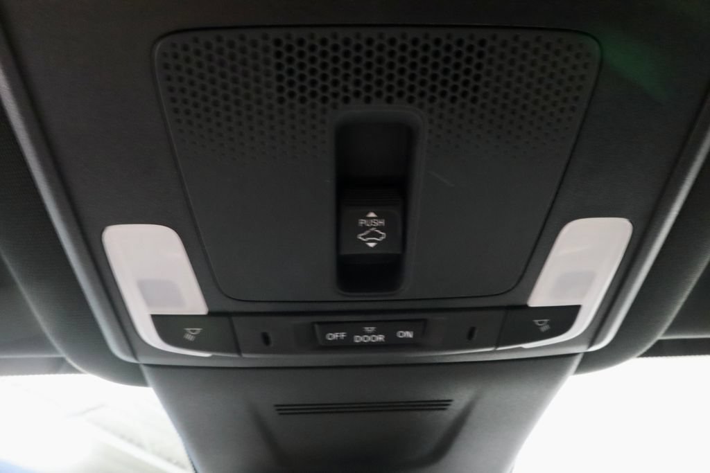 Used 2023 Honda CR-V Sport image 32