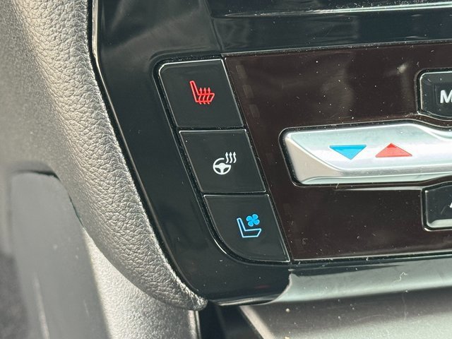 Certified 2023 Ford Explorer Limited w/ Limited Technology Package image 29