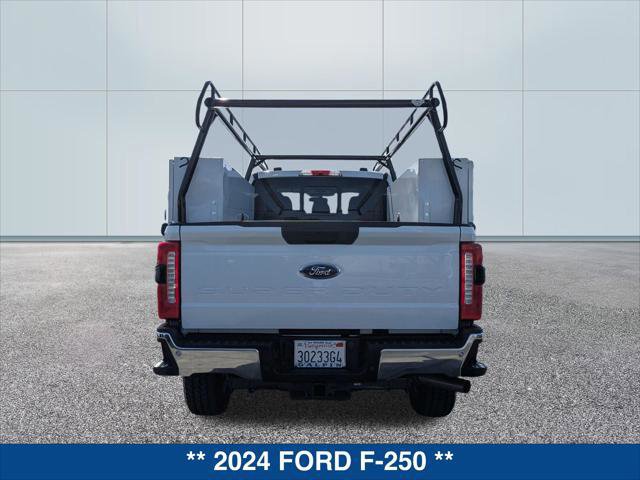 Certified 2024 Ford F250 XLT w/ 360-Degree Camera Package AWD/4WD image 3