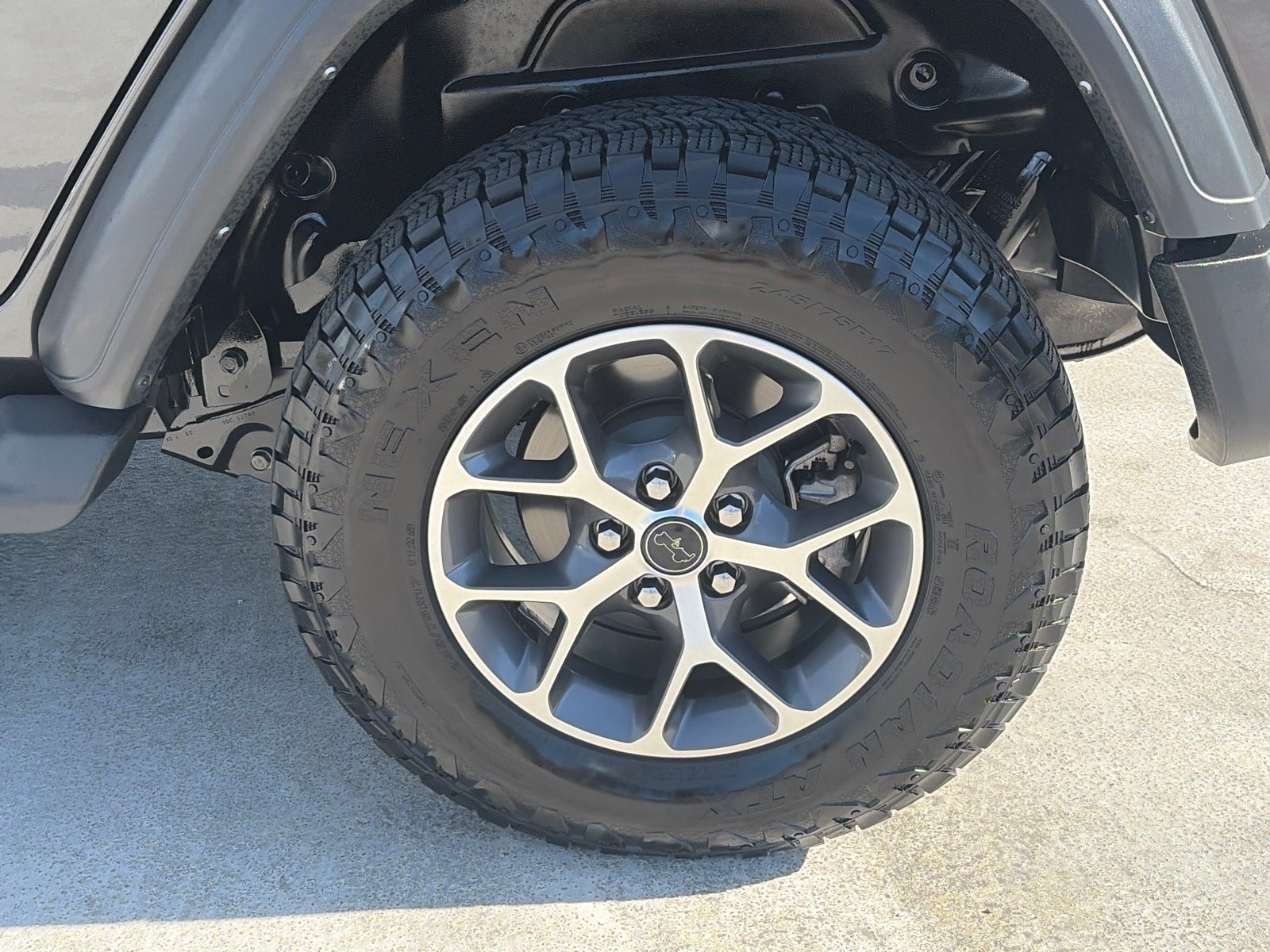 Used 2024 Jeep Wrangler Unlimited Sport AWD/4WD image 21