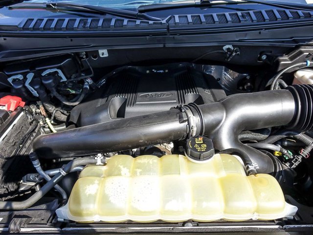 Certified 2020 Ford Expedition XLT image 30