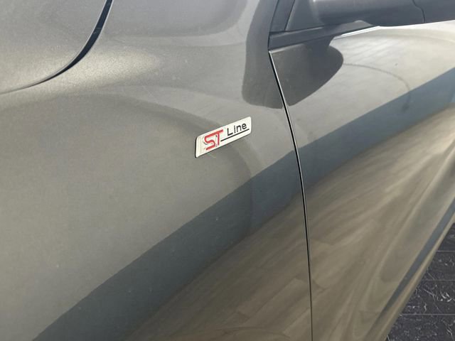 Certified 2025 Ford Escape ST-Line Elite w/ Premium Technology Package image 34