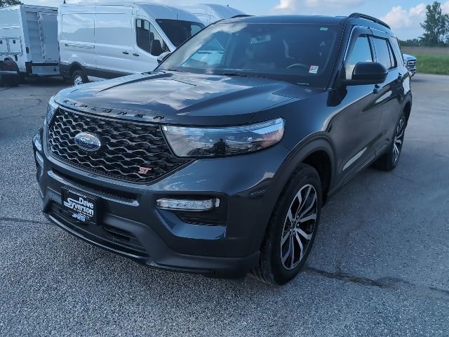 Certified 2022 Ford Explorer ST image 2